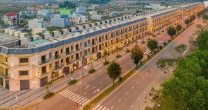 chính chủ! bán shophouse 3 tầng 110m2, 7,5 tỷ full nội thất, lakeside palace, đường trung lập 17