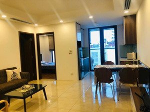 cho thuê căn 2pn toà hà nội center point