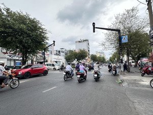 bán nhà hẻm xe hơi phường 1 bình thạnh. dtcn 90m2 7 tầng dòng tiền cho thuê tốt