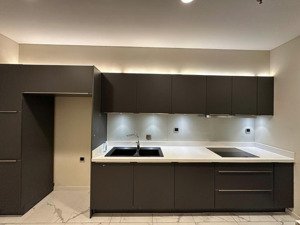 cho thuê 3pn sarina - tầng cao - 127m2 - ko nội thất