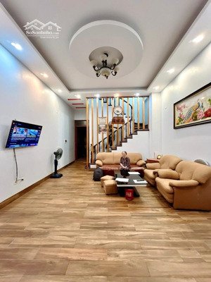 siêu phẩm! nhà đẹp - ngõ 192 lê trọng tấn - ngõ thông - ô tô qua - ở ngay - 71m2 giá 13.9 tỷ