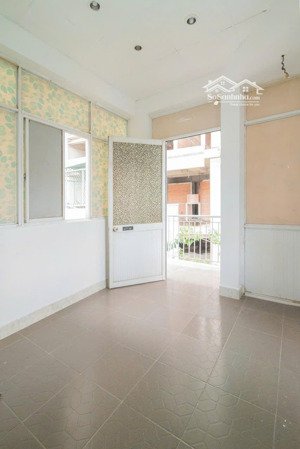 siêu hiếm nhà trung tâm quận 1 hẻm xe hơi 3 tầng 45m2 ở sướng kinh doanh đỉnh