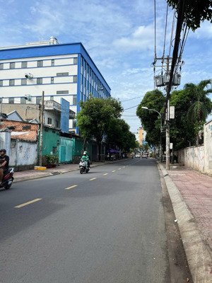 nhà cấp 4_ mặt tiền kinh doanh cầu xéo_p.tân sơn nhì, dt: 4x16.5m, cấp 4, giá: 9.7 tỷ chốt