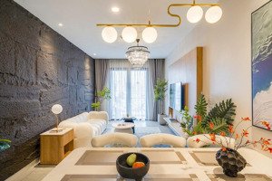 bán căn hộ zenity quận 1 tầng trung với 3 phòng ngủ view thành phố nhìn về bitexco