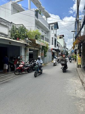 ngay gò xoài mặt tiền kinh doanh- 8m thông-66m- chỉ 5.1 tỷ thương lượng