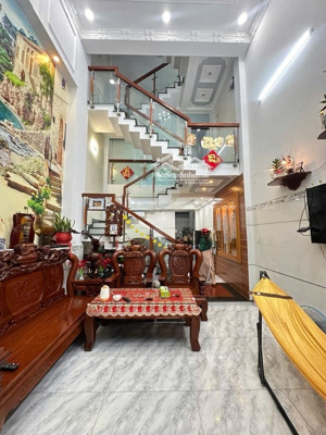 bán nhà đẹp hẻm xe hơi khu tên lửa, 5 tầng, 4x14m, chỉ nhỉnh 7 tỷ