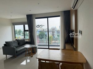 bán gấp cc vinhomes grand park, 69m2, 2pn, 2wc, chính chủ