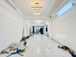 tuyệt đỉnh! ngọc khánh, thang máy xịn, nhà xây mới cóng, ngõ 3 gác, 20m ra ôtô, mới ở ngay, 43m2*6t