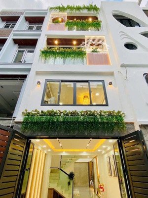 tôi cần bán gấp nhà 73m2/4tỷ350 đỗ quang đẩu, phường phạm ngũ lão quận 1. gần chợ thái bình 400m