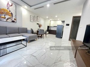 bán cc sunshine sky city quận 7, dt 75m2, 2pn 2wc, sẵn nội thất đầy đủ, pháp lý sạch, giá 2 tỷ 570