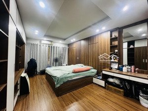 bán nhà trần khát chân-5 tầng dân xây-10m ra mặt phố oto tránh-tiện ích-vài phút lên hồ gươm