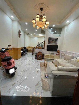 bán gấp - nhà 2 tầng - hxh - đs 8 .linh xuân - dt: 85m2 giá 4,8 tỷ