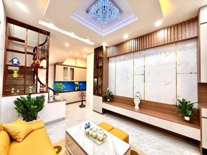 siêu rẻ! hoàng văn thái, ngõ to, gần phố, vị trí đắc địa, nhà mới tinh ở ngay, cực rẻ so với vị tri