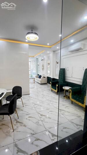 Siêu phẩm mặt tiền Điện Biên Phủ – 4 tầng thang máy – Dòng tiền khủng