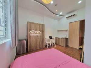 chdv tại đường c18_cửa sổ trời_ full nội thất