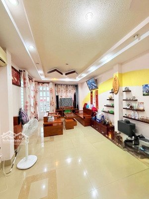 bán nhà 5x20 - đường an dương vương - hẻm 8m - giá chỉ nhỉnh 6tỷ - 2 tầng - bình tân