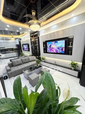 phân lô tứ hiệp_ đường 8m, viêu hồ , 2 thoáng. vị trí đắc địa_ nhân hòa tại thanh trì: 42m*5 tầng