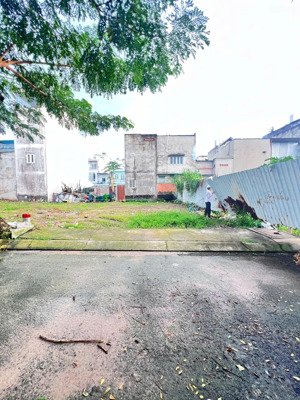 dự án mới ra sổ ( lê thị riêng ) 5 x 16m2. giá: 4.5 tỷ