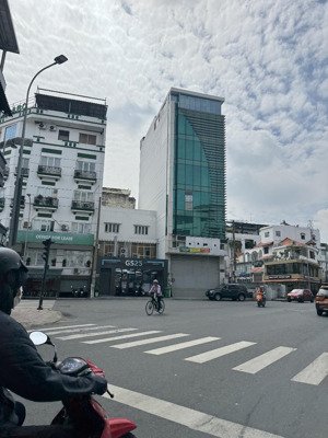 cần bán gấp toà nhà mt nguyễn văn trỗi, q phú nhuận, dt 6.5x15m, 7 tầng, hdt 170 triệu/thg-giá 30ty