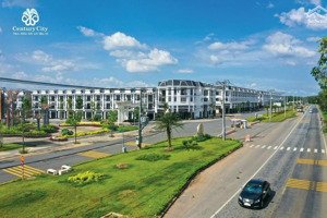 century city cách sb long thành 2,5km. đb nền vị trí đẹp ngay công viên tttm nền thường 19 triệu/m2
