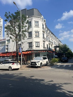 cực phẩm cạnh lô góc lk la khê - hà đông *50m* 7tầng thang máy * giá 16tỷ * vĩa hè rộng .