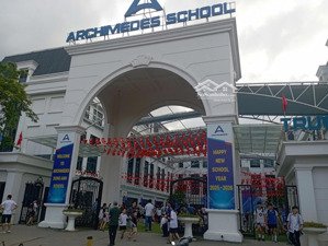 tài chính quanh 4 tỷ khó có mảnh thứ 2!
vị trí trung tâm cổ dương: vài trăm mét ra trường quốc tế