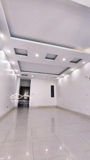 nhà 7 tầng thang máy xịn sò, phân lô, vỉa hè, khu vực giá trị tăng chóng mặt