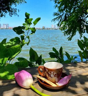 view trực hồ tây - thông số đẹp - mặt phố nhật chiêu - phong thuỷ cực tốt