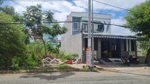 hiếm có khó tìm duy nhất 1 lô 8x25m hẻm 512 nhựa