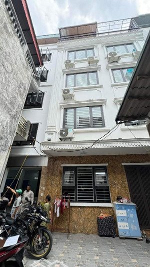 bán nhà phố tôn đức thắng - 40m - 4 tầng - mt 3.5m - nhà mới - ngõ nông gần phố - nhỉnh 9 tỉ