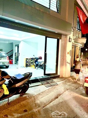 kinh doanh - ngõ thông - ô tô nở hậu - 10m ô tô tránh - hiếm ở ngay hoặc 8 phòng cho thuê