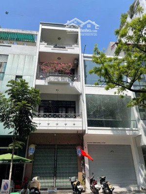 tt thật 100%! mặt tiền ngay sư vạn hạnh, q. 10 - dt 6 x 20m - 5 tầng - hđt 70 tr/tháng - giá 36 tỷ