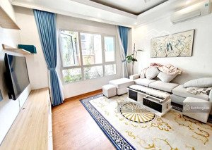 bán nhà tập thể trung tự, phạm ngọc thạch, 62m, 2pn, nhà đẹp, mặt phố lớn, sổ chính chủ, 4.45 tỷ