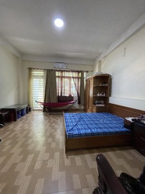 bán nhà mặt tiền huỳnh văn nghệ, p.12, gò vấp 100m 4 tầng sát chợ phạm văn bạch, chỉ 11 tỷ 999