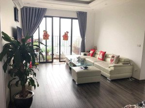 bán căn 102m 3 ngủ full nội thất cao cấp tại chung cư 172 trần bình giả chỉ 6.xx tỷ sổ đỏ trao tay