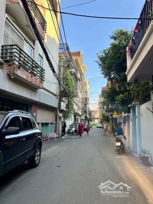 ngô quyền, vạn phúc hà đông ô tô đỗ cửa - cách ô tô tránh 20m - chủ tự xây - đầy đủ nội thất.