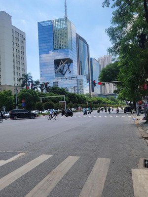 bán đất đấu giá vạn phúc 60m, mt 5m, phân lô, vỉa hè, xây văn phòng hoặc ở siêu đẹp