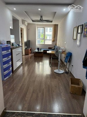 bán căn hộ chung cư 70m2 lô góc phố vũ tông phan 5,8 tỷ sổ đỏ thanh xuân -nhà đẹp 2 ngủ 2 ban công