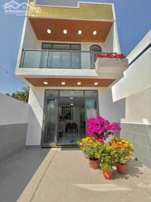 Chính chủ cần bán nhà lầu gần ngay Trường Lái Bửu Long