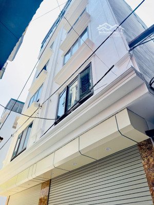 không thể bỏ qua! 5 tầng thang máy, 50m ra phố kim giang, dt 35m2 giá 7.8 tỷ