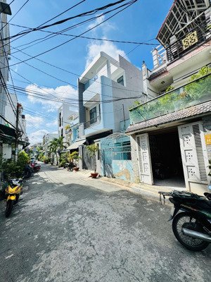 nhà hẻm 7m hòa bình 4x17.5m, 1 lửng giá 6.8 tỷ