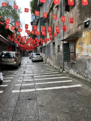 bán nhà phố hoàng mai - gốc đề 5 tầng mới - tặng full đồ - 10m ô tô