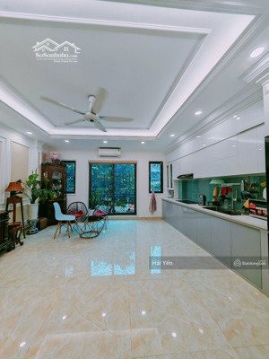 mặt tiền khủng, nhà phân lô ô tô vào nhà phố doãn kế thiện, cầu giấy 35m2 x 6 tầng, giá 11,8 tỷ