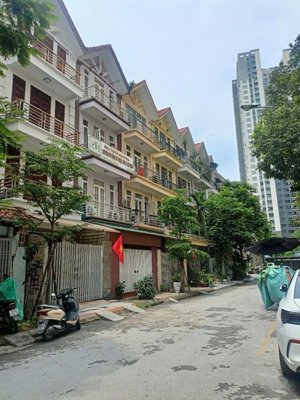 bán nhà biệt thự an lạc phùng khoang, giá siêu hời 22,8 tỷ, 80m2, 4pn, 4wc