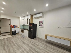 sẵn 2n+2wc full đồ, vào được luôn tại s301 vinhomes smart city giá chỉ 13tr5