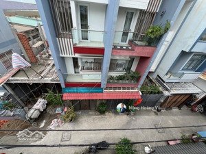 hxh lũy bán bích, khu an ninh, 53m2, 3.9*13.5m , 3 tầng btct, 2 pn 2wc, tiện ích bao quanh