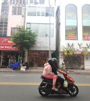 nhà mặt tiền võ văn tần, quận 3, 4 tầng, sát quận 1, q. 10..., kinh doanh ngay