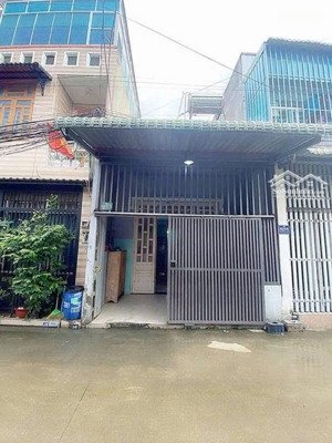 nhà cấp 4 gác lửng gần bệnh viện dĩ an giá 2 tỷ 550 triệu