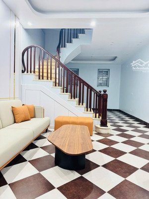 chủ nhà đi công tác xa cần bán gấp nhà xuân đỉnh, 58m, 4 tầng, mt 4.8m giá chỉ 10.6 tỷ 