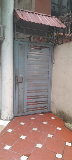 bán nhà phố đẹp, mặt ngõ nguyễn văn cừ - vị trí trung tâm - sổ đỏ cầm tay - cơ hội hiếm